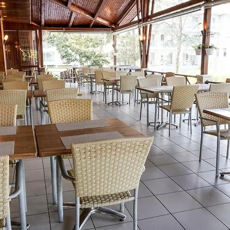 Malibu 4*